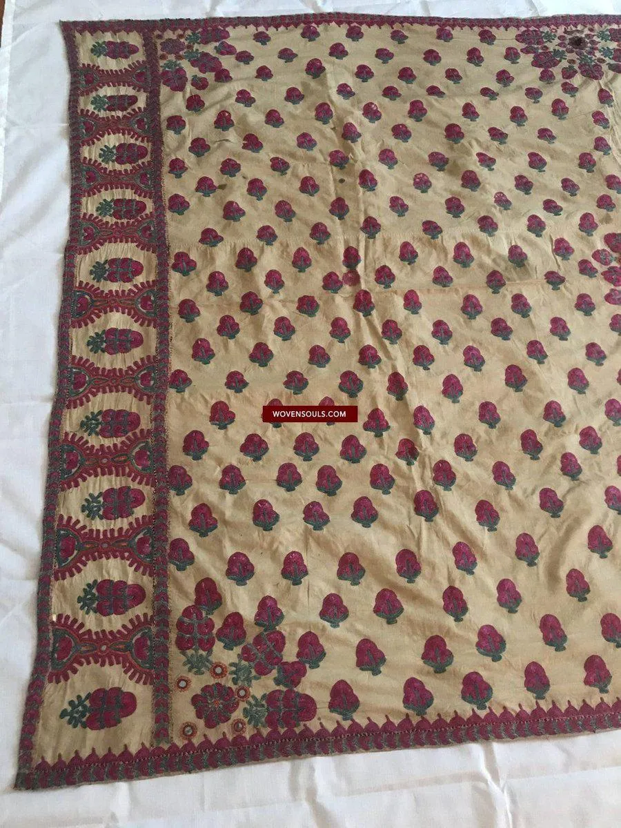 1366 SOLD Superb Old Sindh Odhana Abochani Wedding Shawl