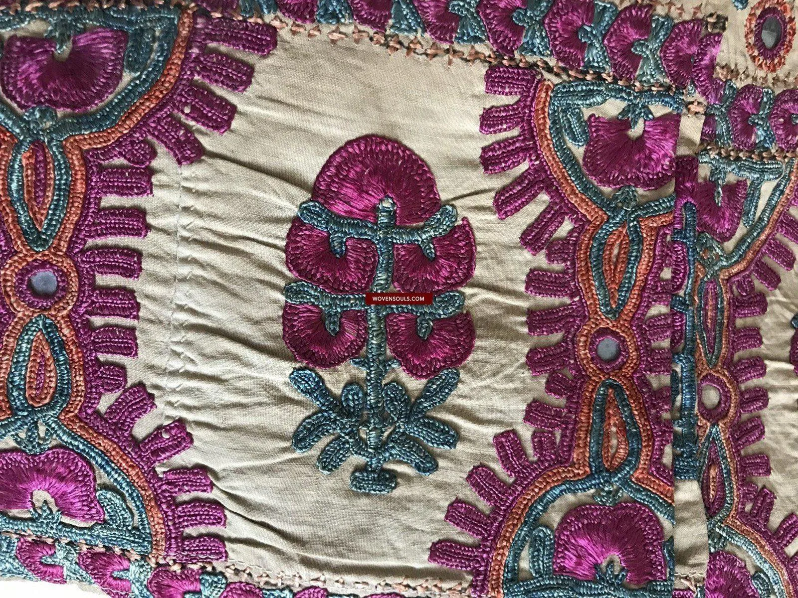 1366 SOLD Superb Old Sindh Odhana Abochani Wedding Shawl