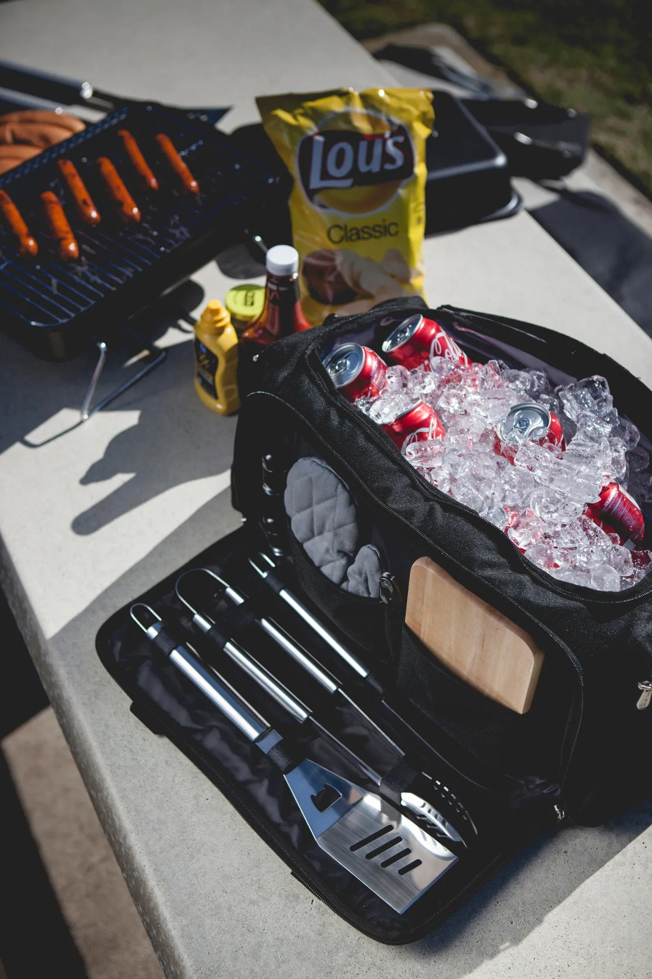 Army Black Knights - BBQ Kit Grill Set & Cooler