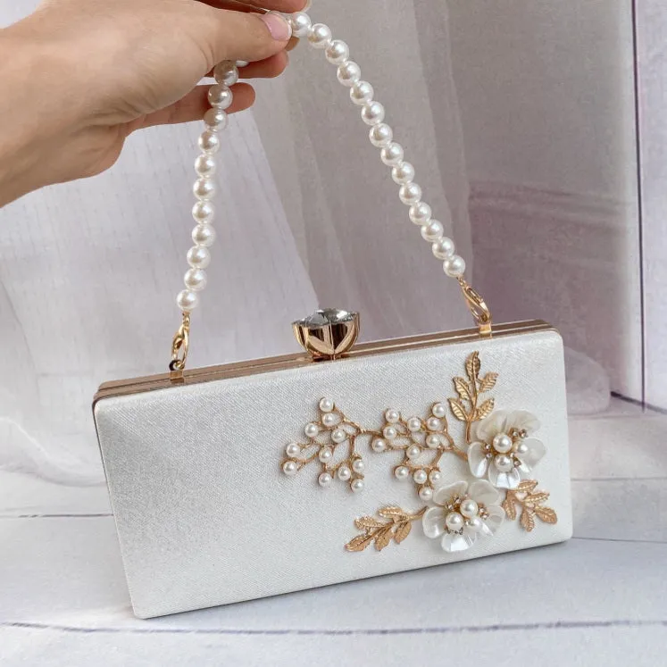 Chinese Style Pearl Floral Decoration Evening Bag with Pearls Chain