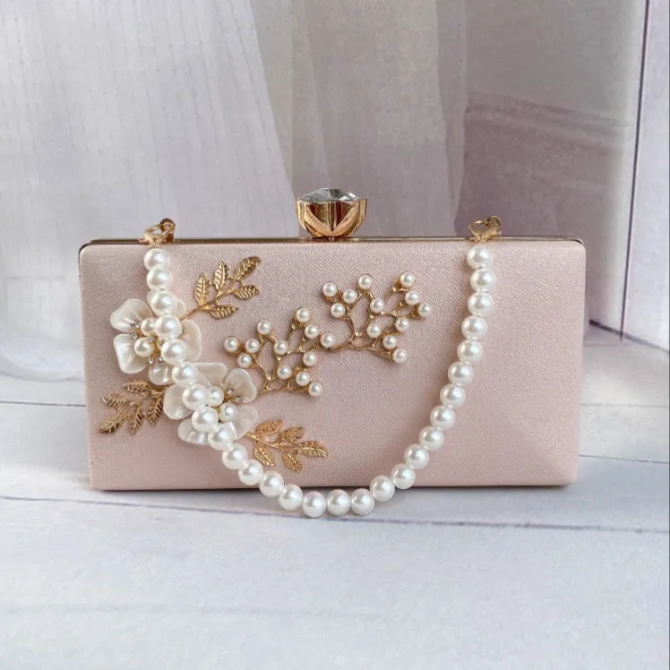 Chinese Style Pearl Floral Decoration Evening Bag with Pearls Chain