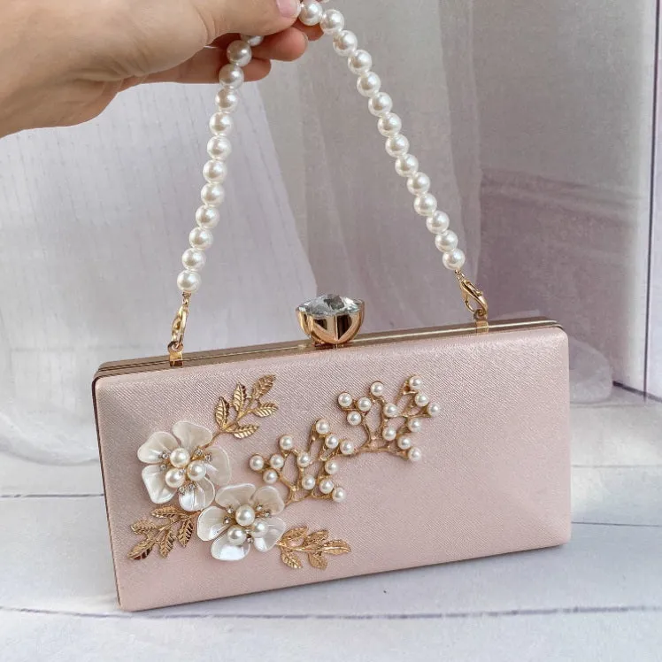 Chinese Style Pearl Floral Decoration Evening Bag with Pearls Chain