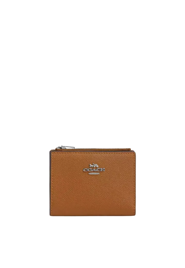 Coach Bifold Wallet In Light Sadle CR983