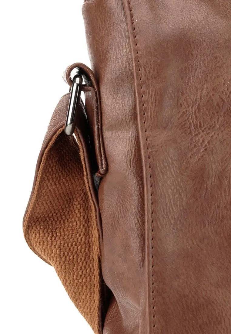 Distressed Leather EDC Medium Messenger Bag - Camel