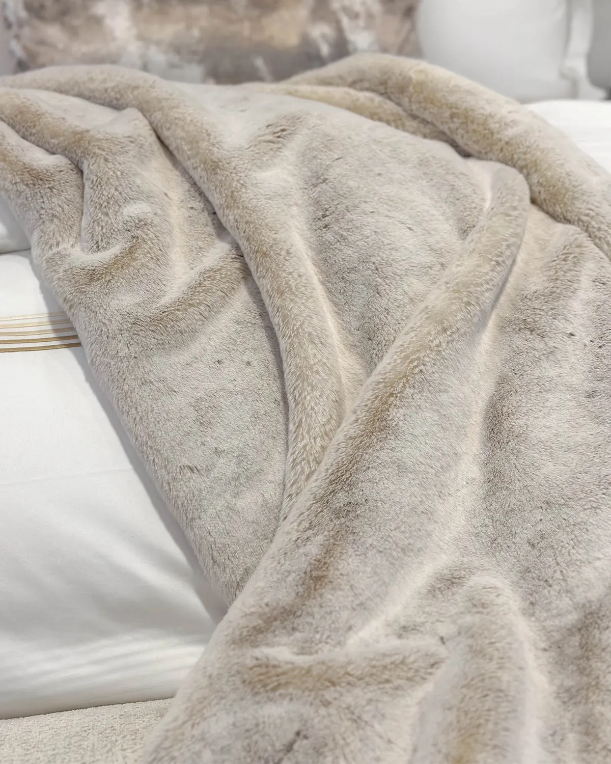 Faux Mink Fur Throw Pearl