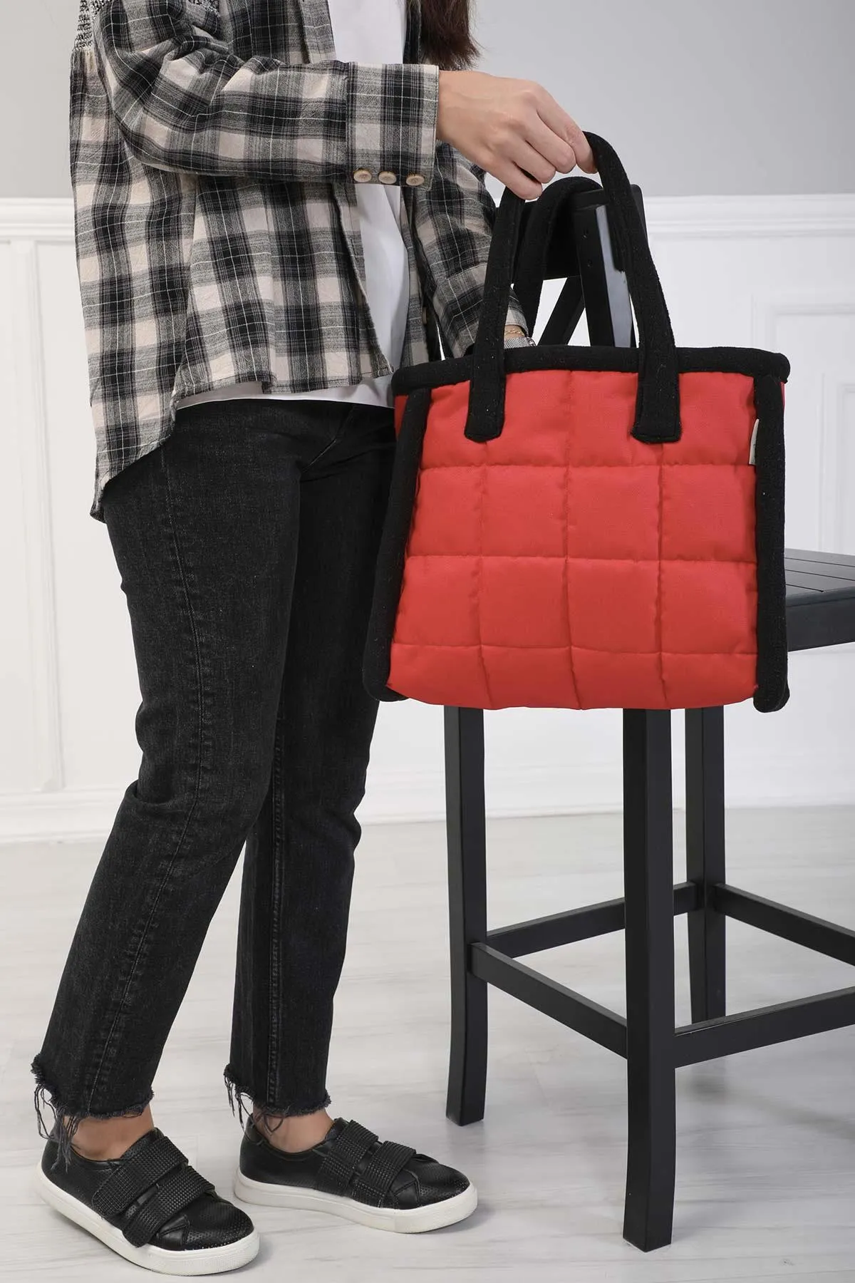 Fleece Framed Quilted Polyamide Canvas Plush Stylish Handbag for Women,CK-15