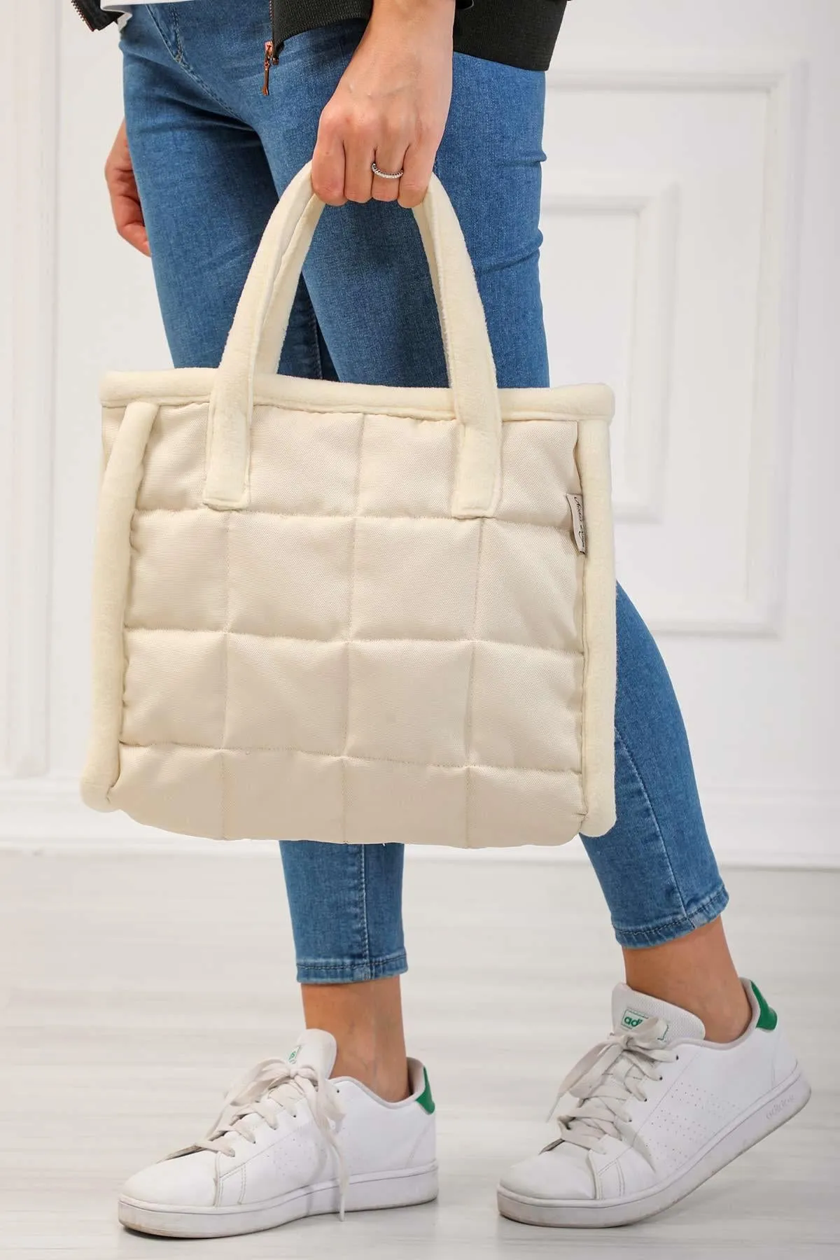 Fleece Framed Quilted Polyamide Canvas Plush Stylish Handbag for Women,CK-15