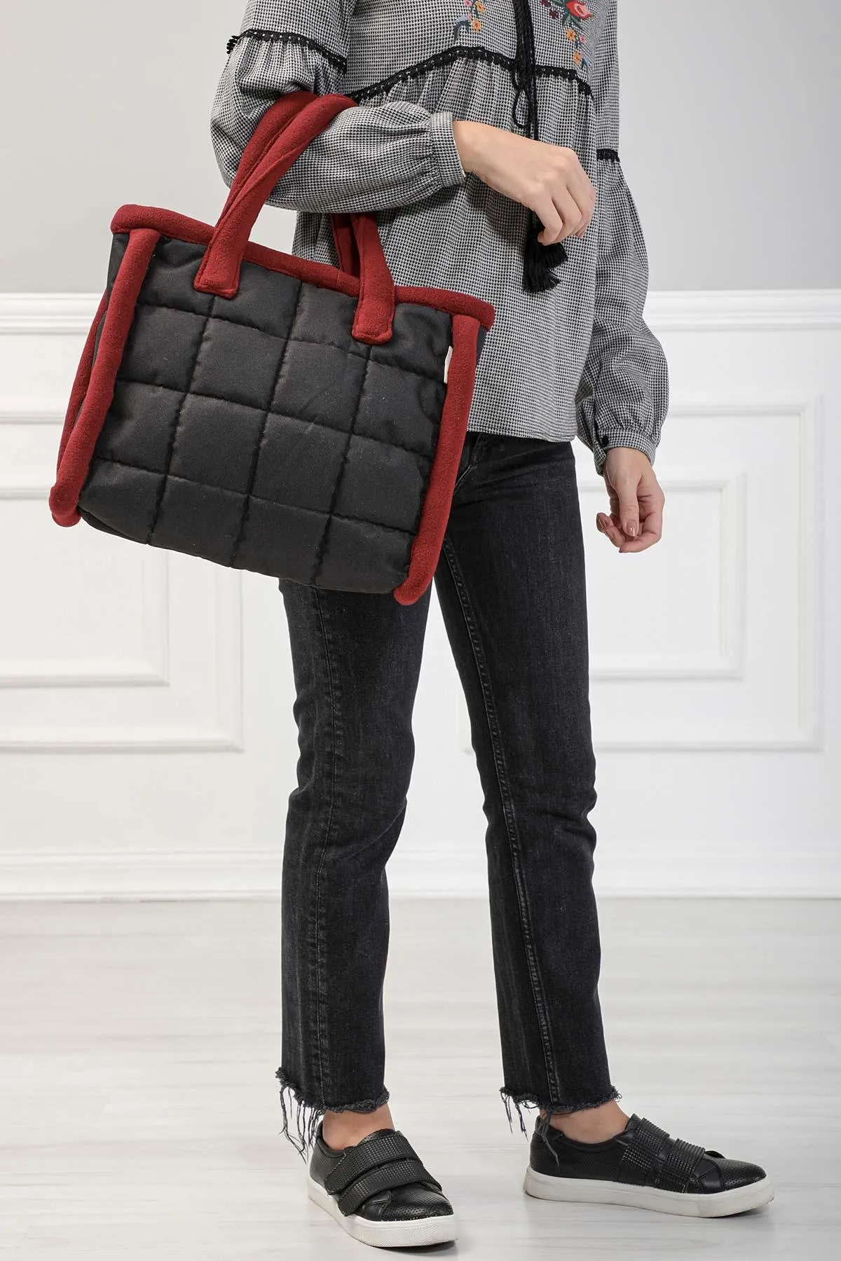 Fleece Framed Quilted Polyamide Canvas Plush Stylish Handbag for Women,CK-15