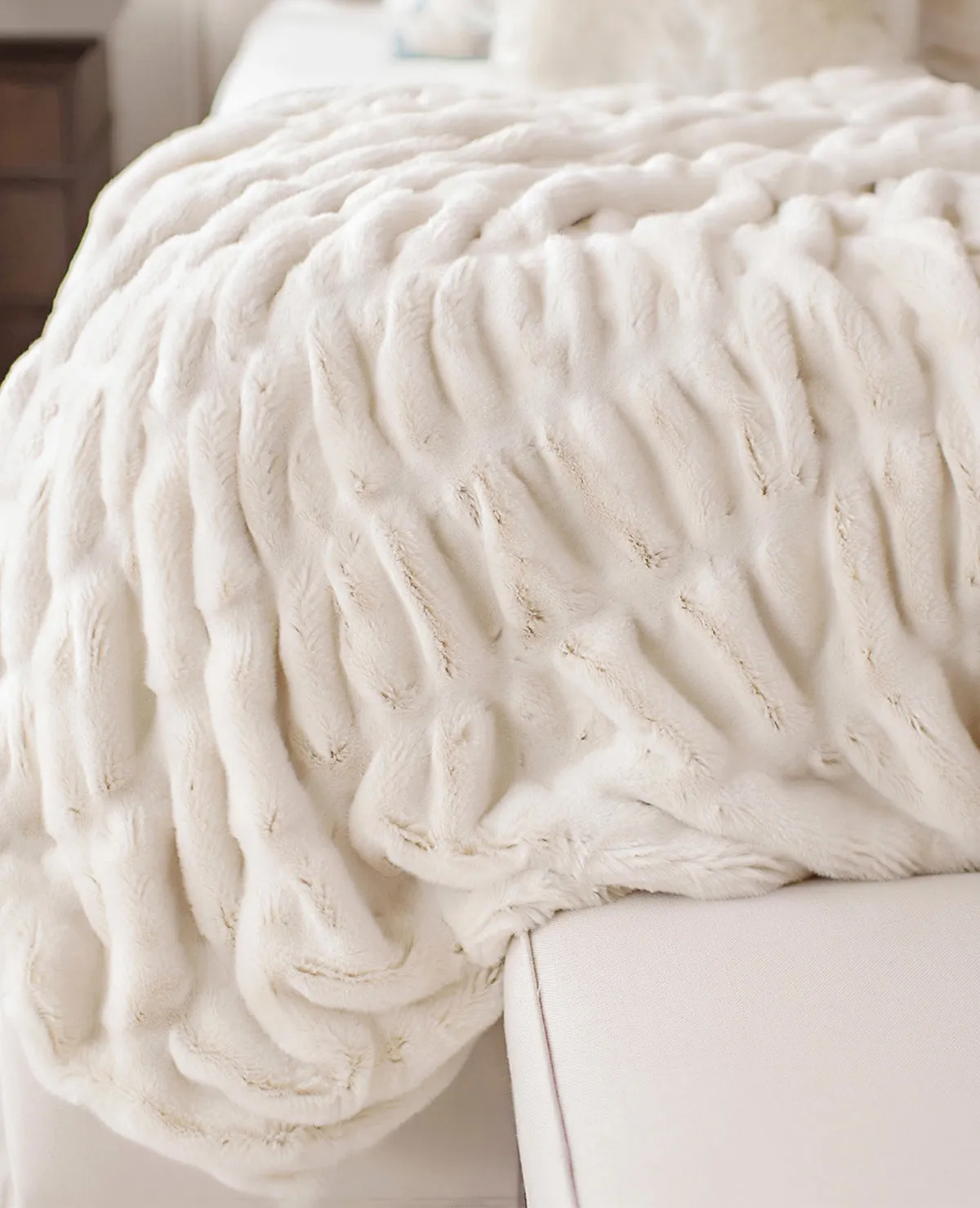 Mink Faux Fur Throw Ivory