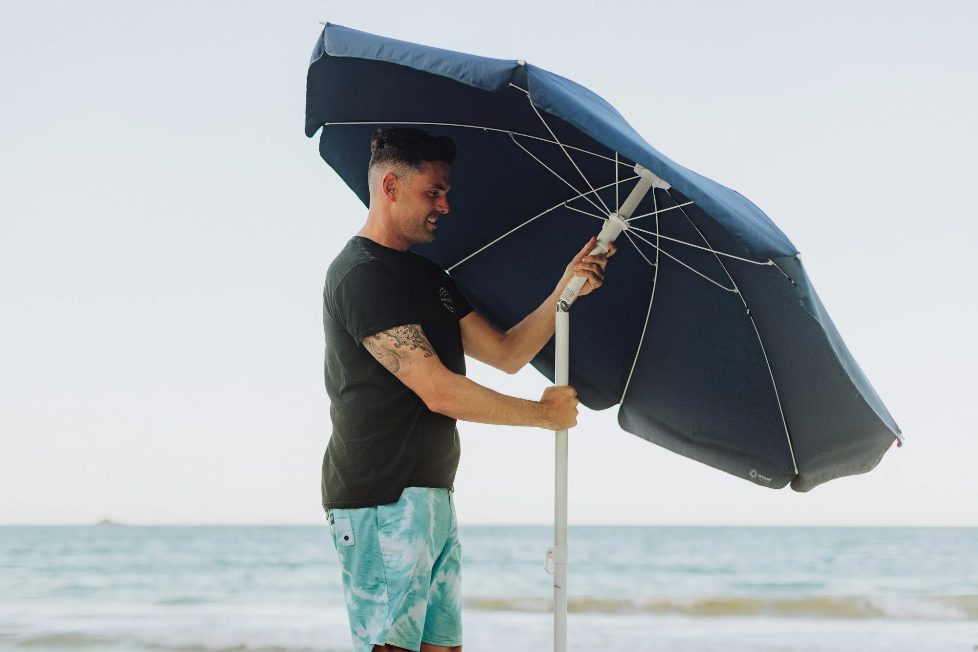 Star Wars R2-D2 - 5.5 Ft. Portable Beach Umbrella